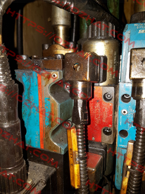 KBFTG4V52B50NZM1PC7H712  Vickers (Eaton)